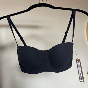 NWT SKIMS Fits‎ Everybody Strapless Convertible Bra Onyx size 32C